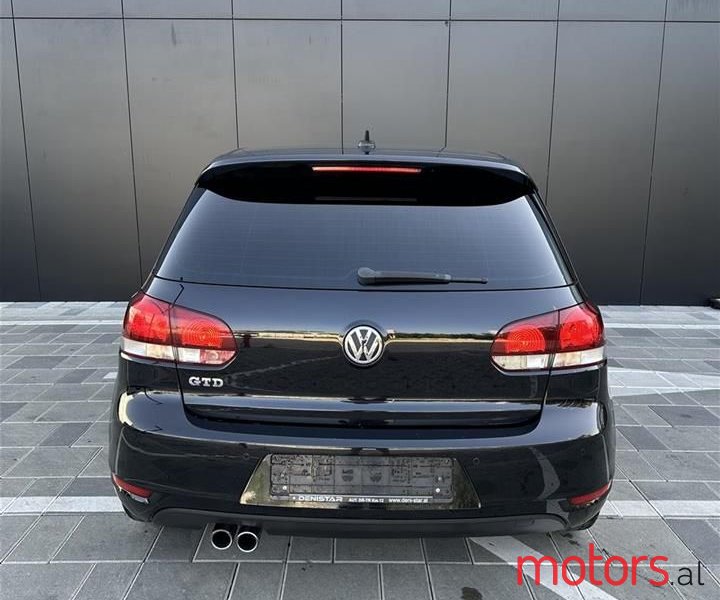 2010' Volkswagen Golf photo #3