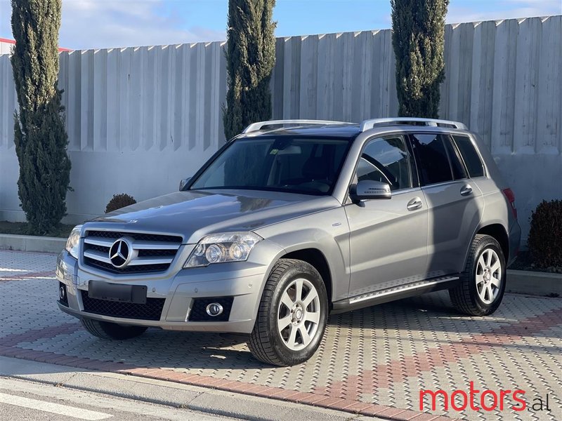 2010' Mercedes-Benz GLK 250 photo #1