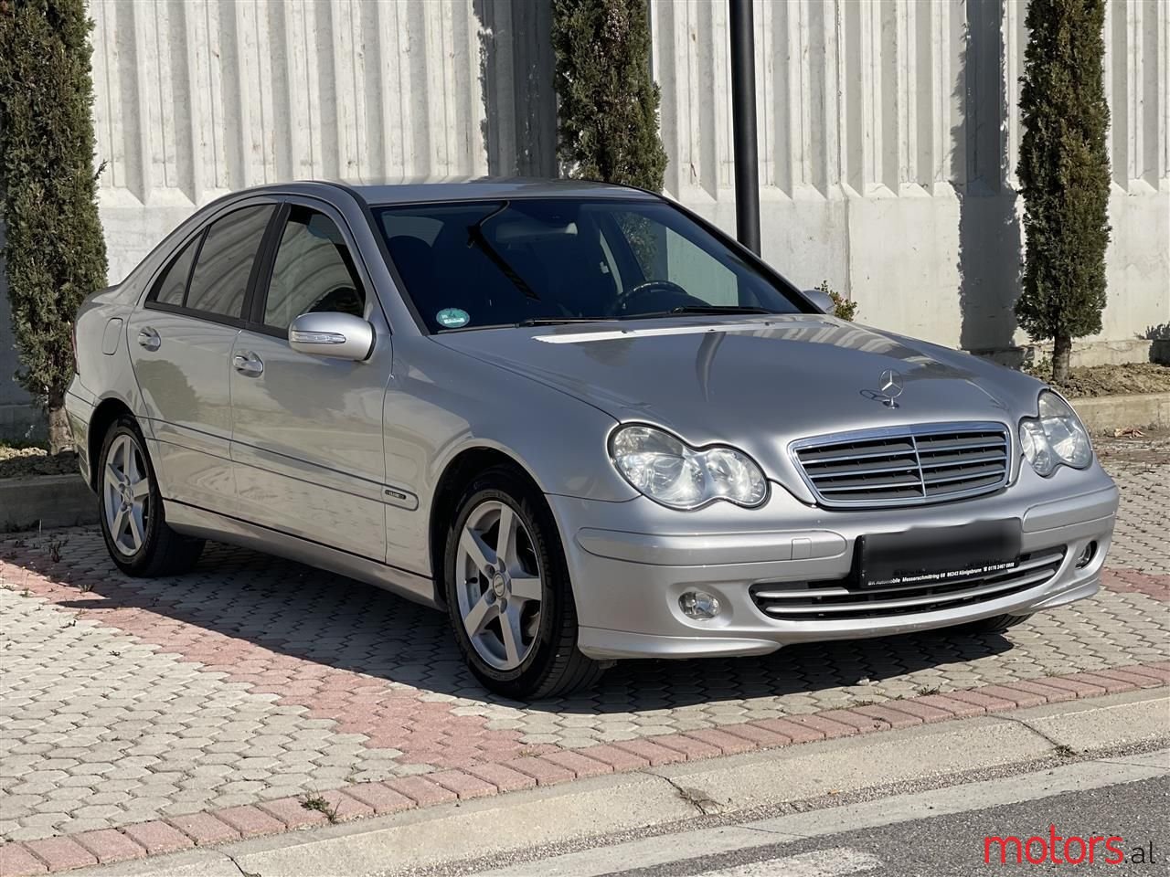 2005' Mercedes-Benz C 220 photo #2