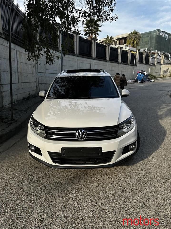2013' Volkswagen Tiguan photo #1