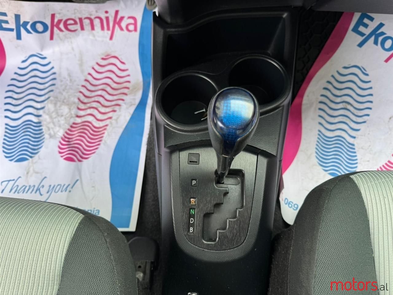 2015' Toyota Prius photo #4