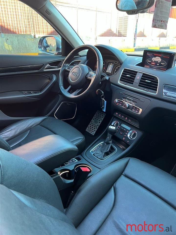 2012' Audi Q3 photo #3