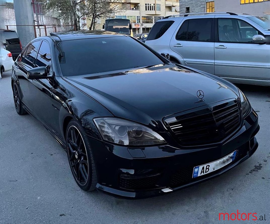 2011' Mercedes-Benz S 550 photo #1