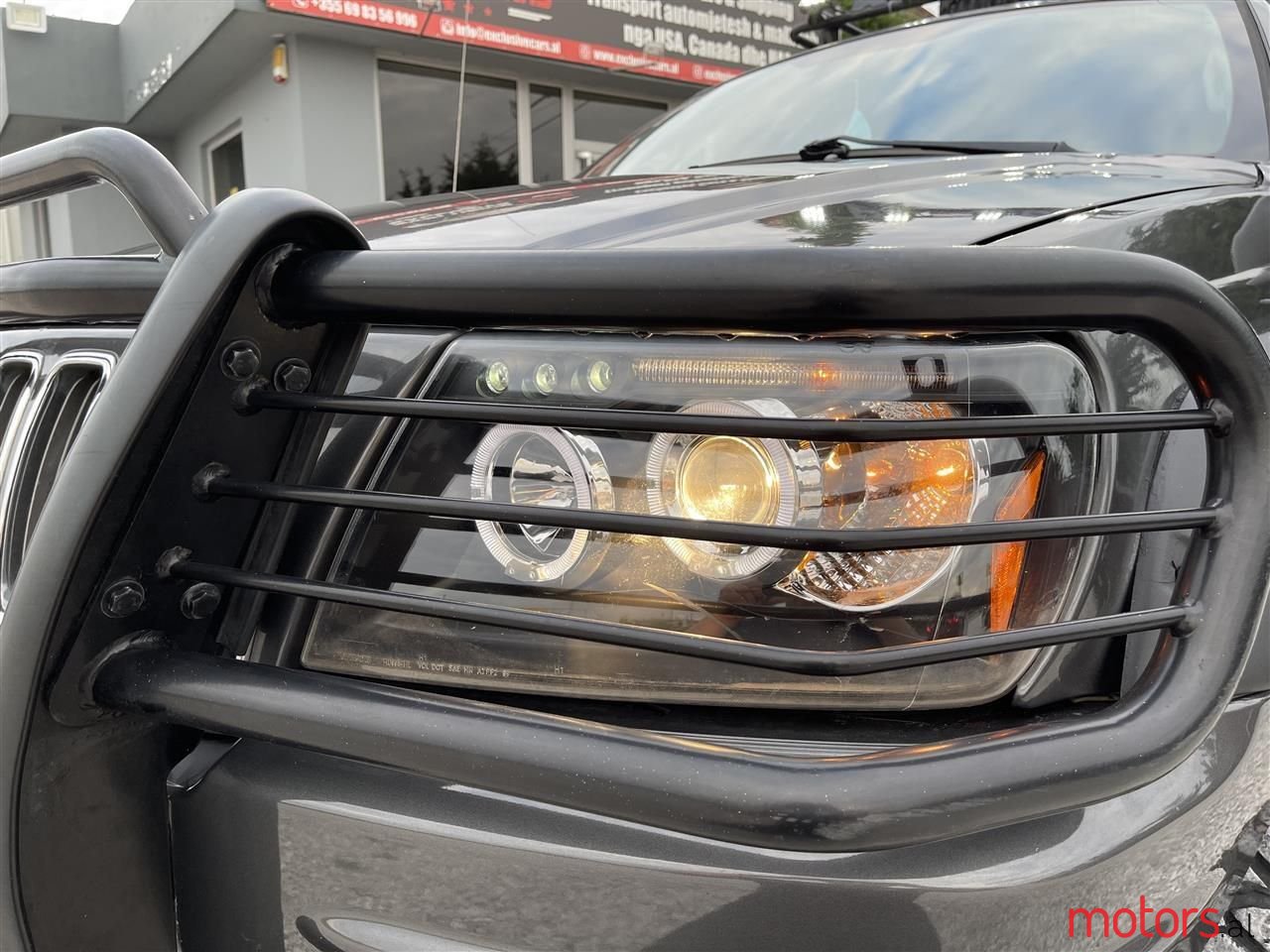 2004' Jeep Grand Cherokee photo #6