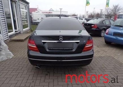 2011' Mercedes-Benz C 220 photo #2