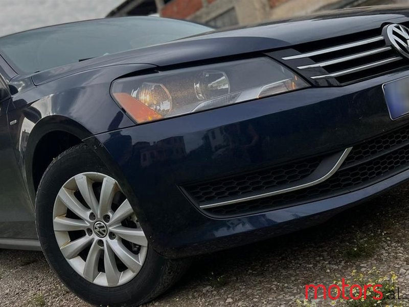 2014' Volkswagen Passat photo #5