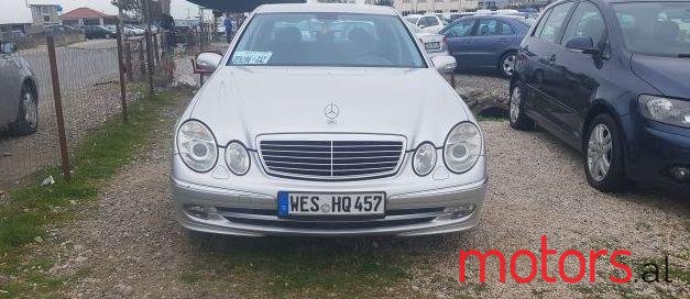 2002' Mercedes-Benz E-Class photo #2