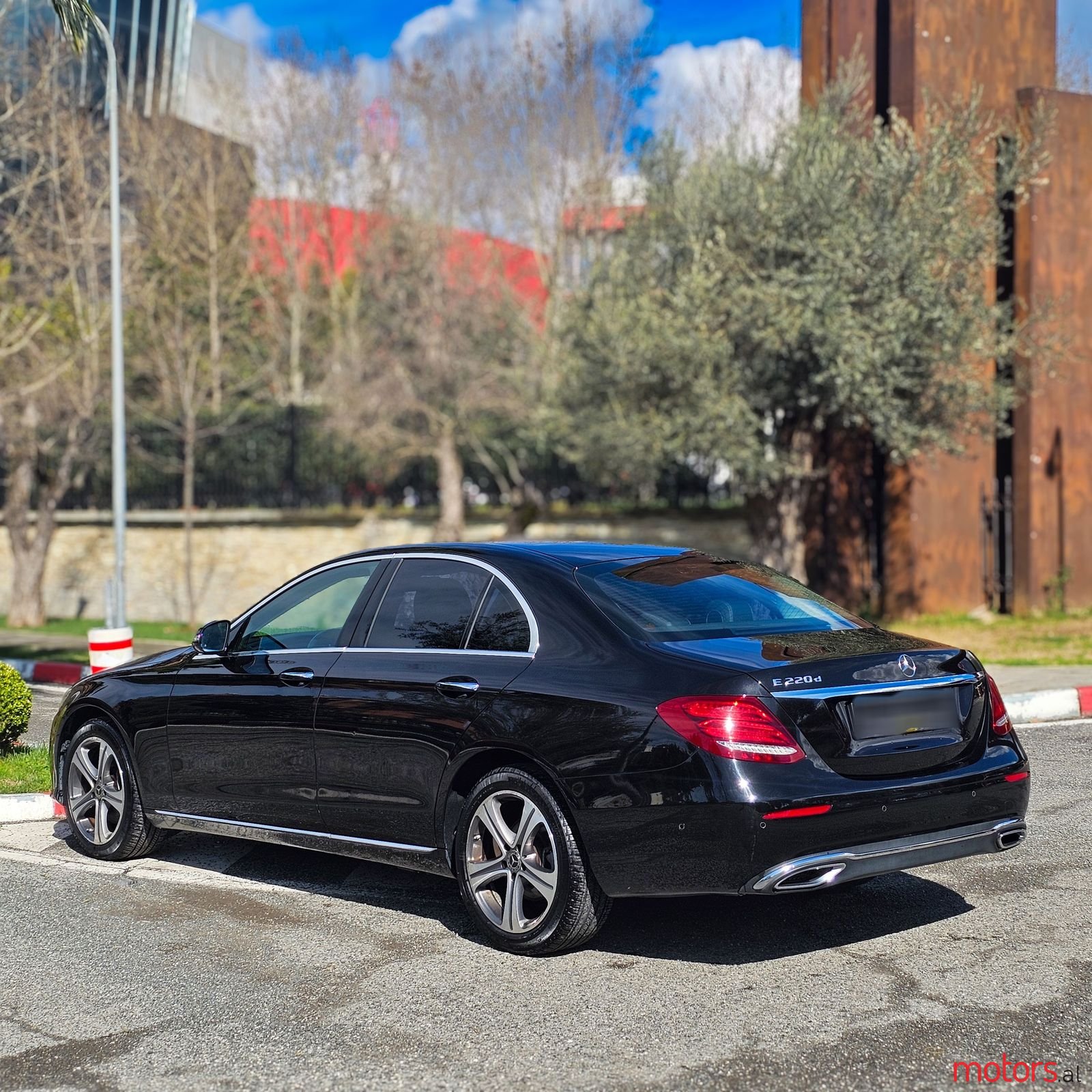 2018' Mercedes-Benz E 220 photo #2