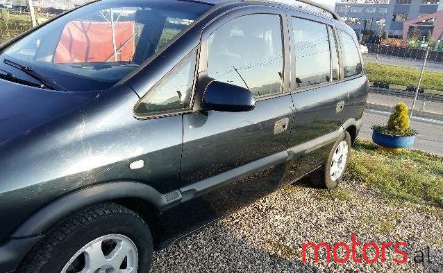 2003' Opel Zafira photo #1