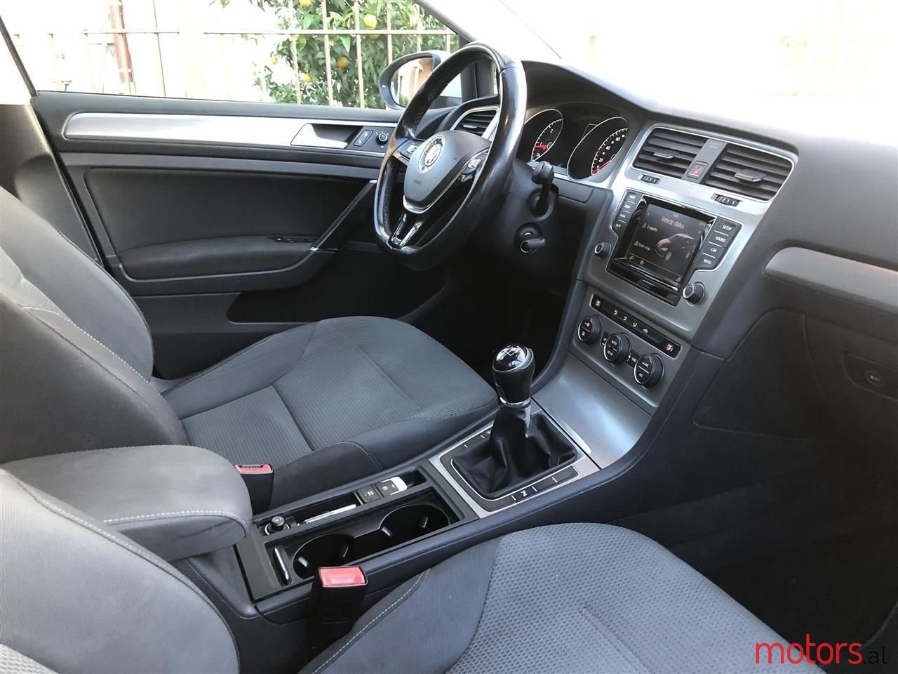 2014' Volkswagen Golf photo #4