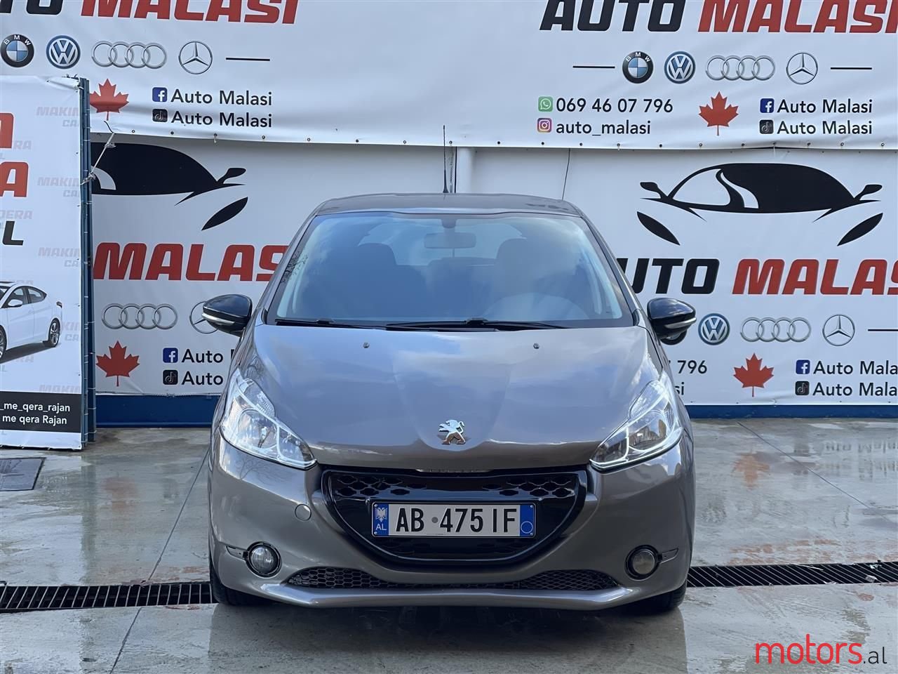 2013' Peugeot 208 photo #4