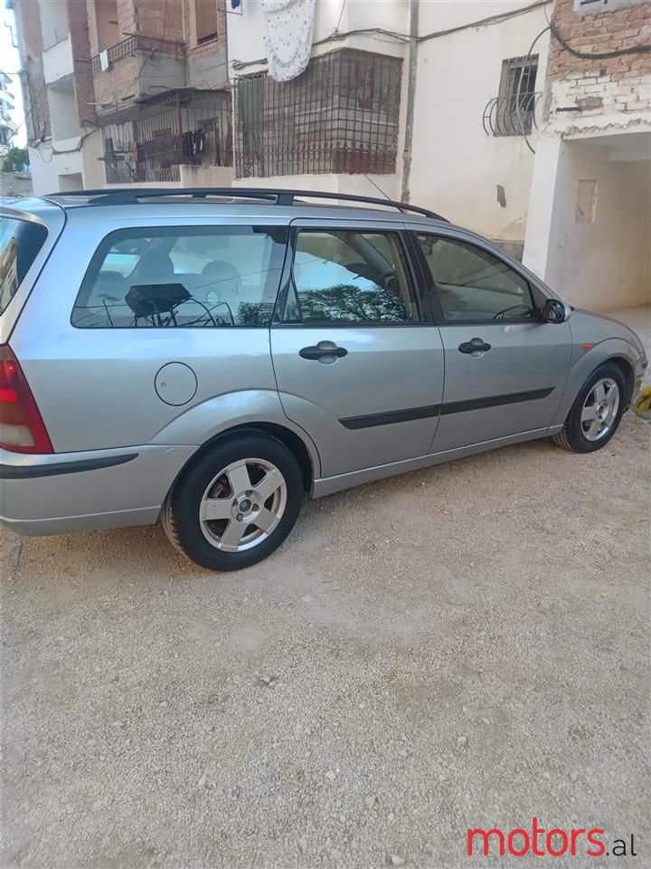 2003' Ford Focus photo #3