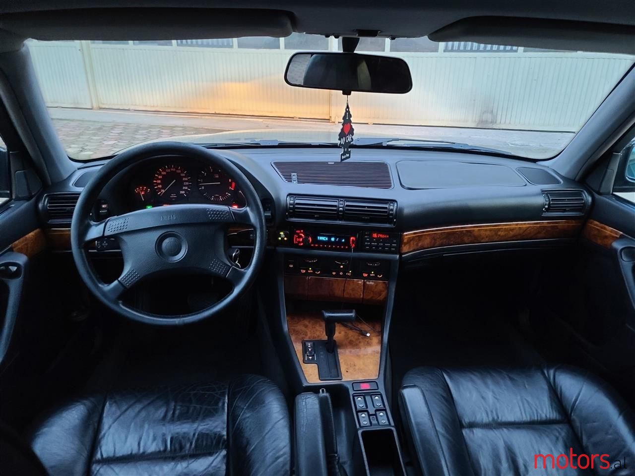 1992' BMW 740 photo #5