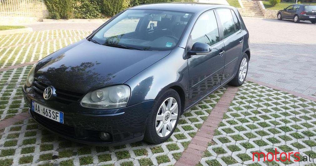 2005' Volkswagen Golf photo #1