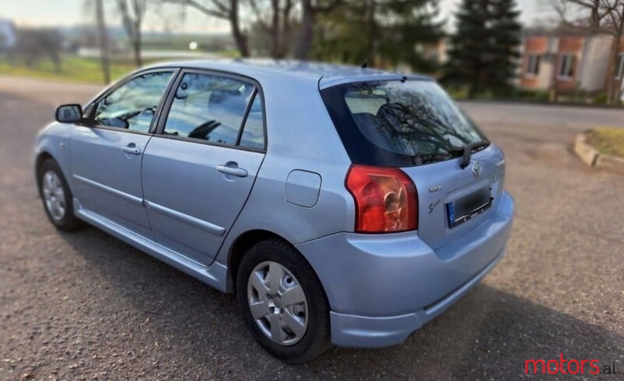 2005' Toyota Corolla photo #4