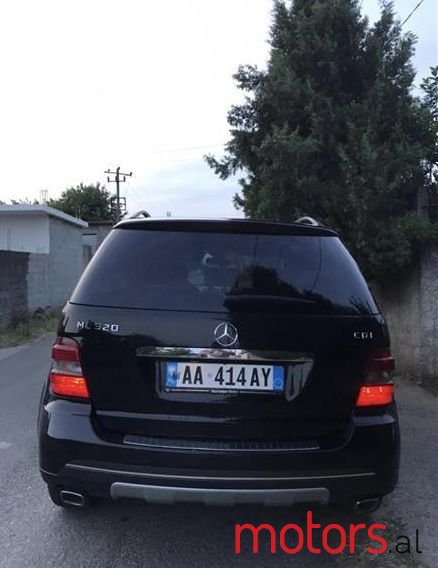 2005' Mercedes-Benz ML 320 photo #5