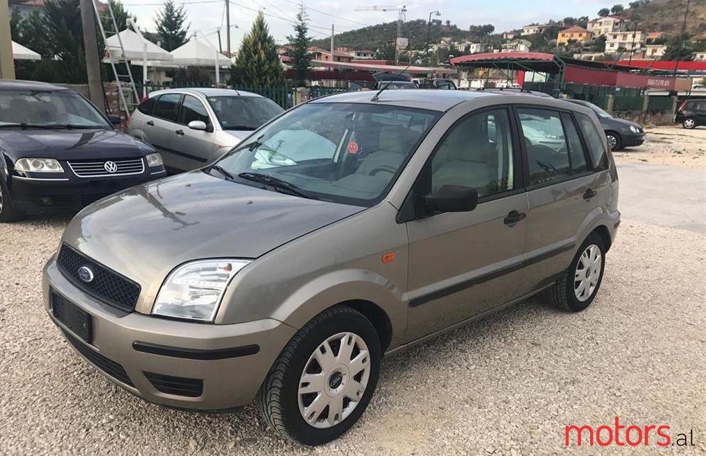 2003' Ford Fusion photo #1