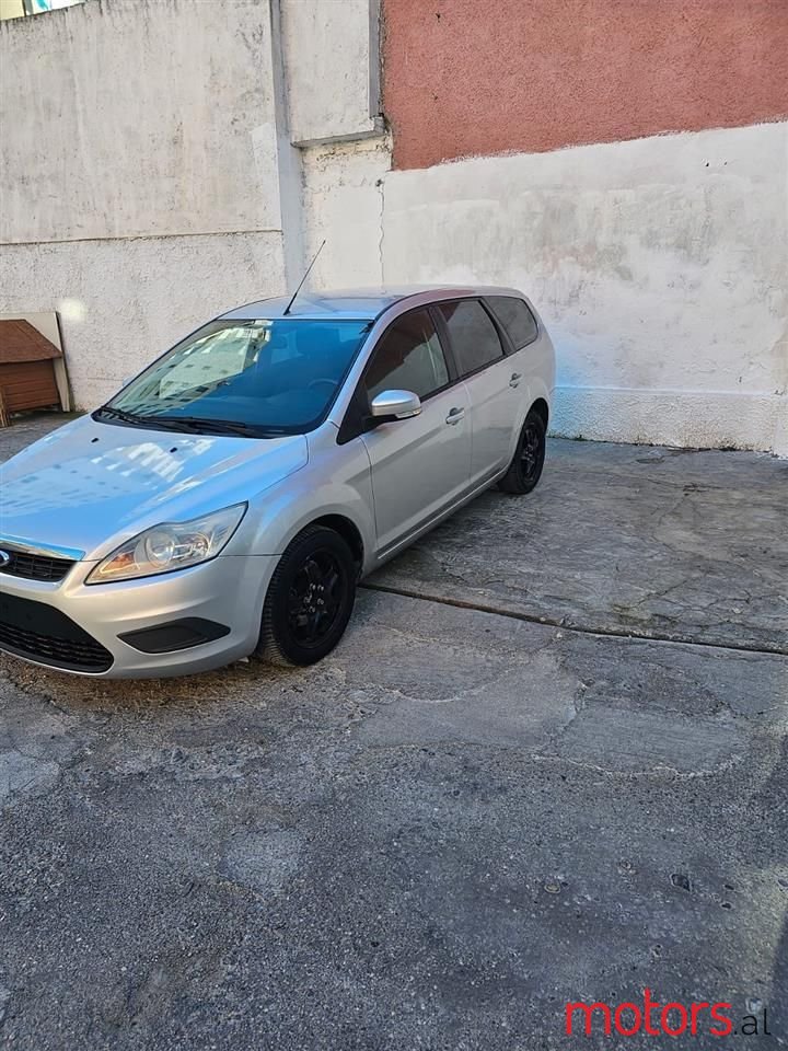 2009' Ford Focus photo #3