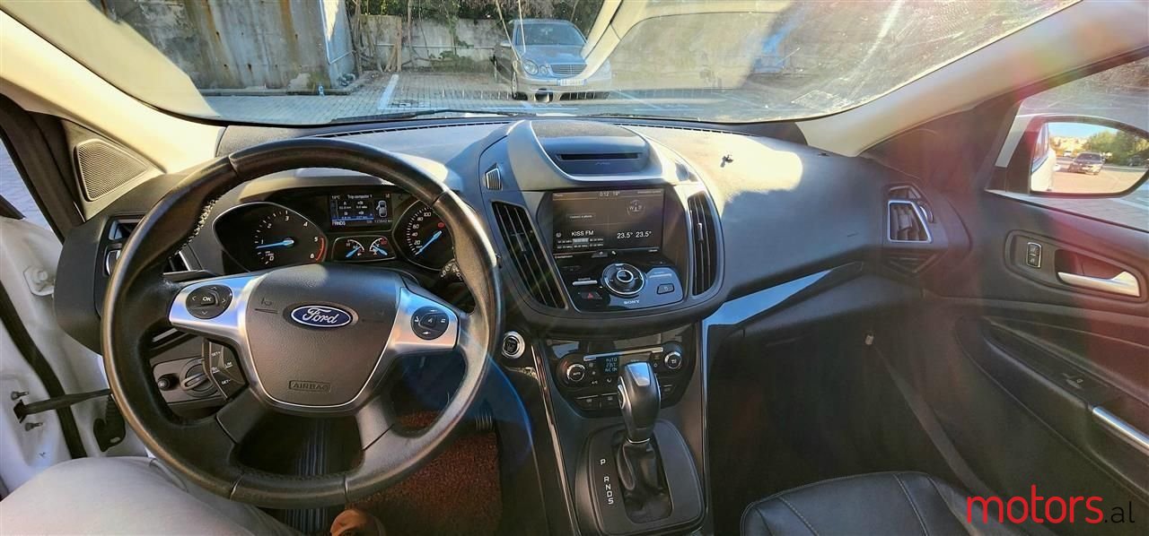 2016' Ford Kuga photo #2