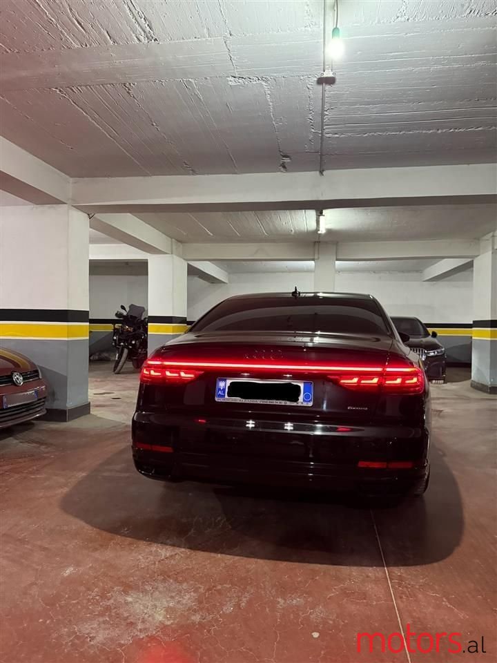 2018' Audi A8 photo #5
