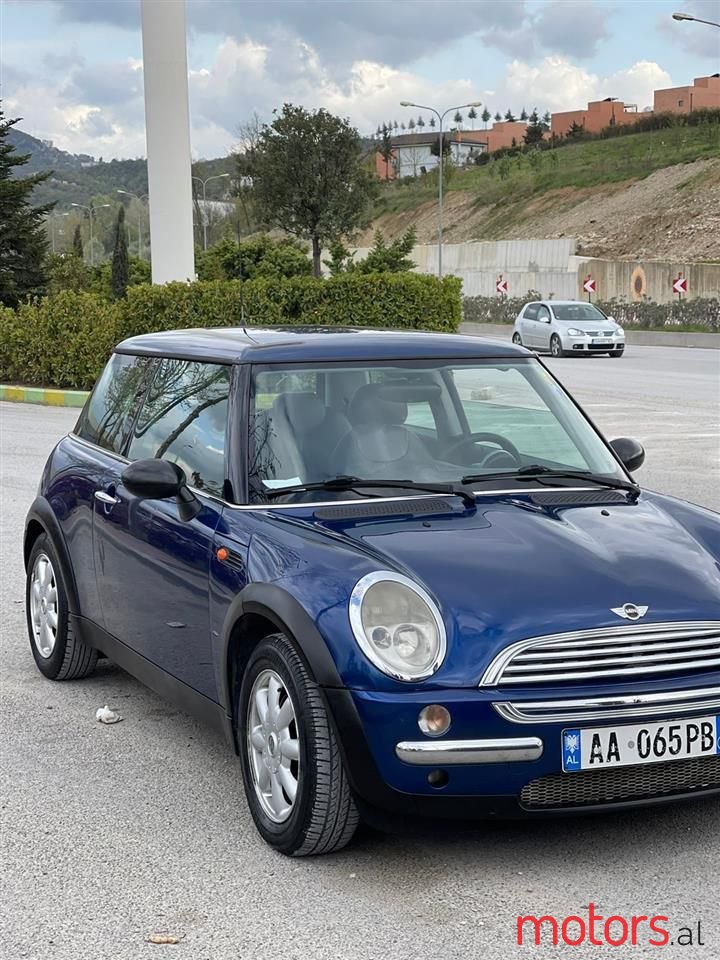 2004' MINI One photo #1