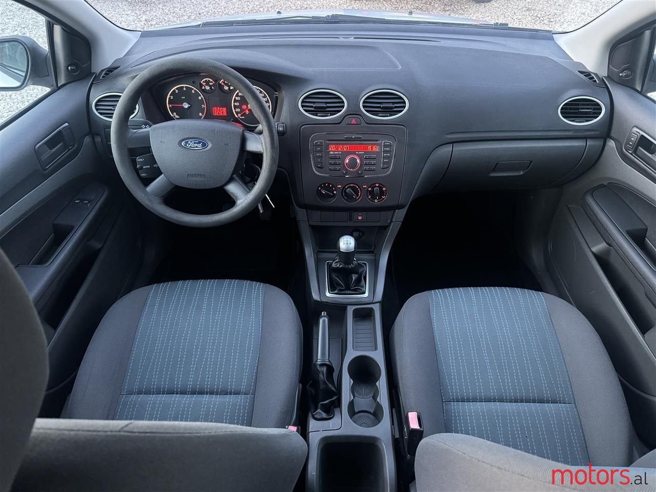 2007' Ford Focus photo #2