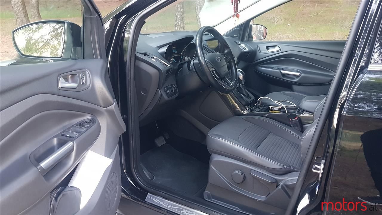 2018' Ford Kuga photo #6