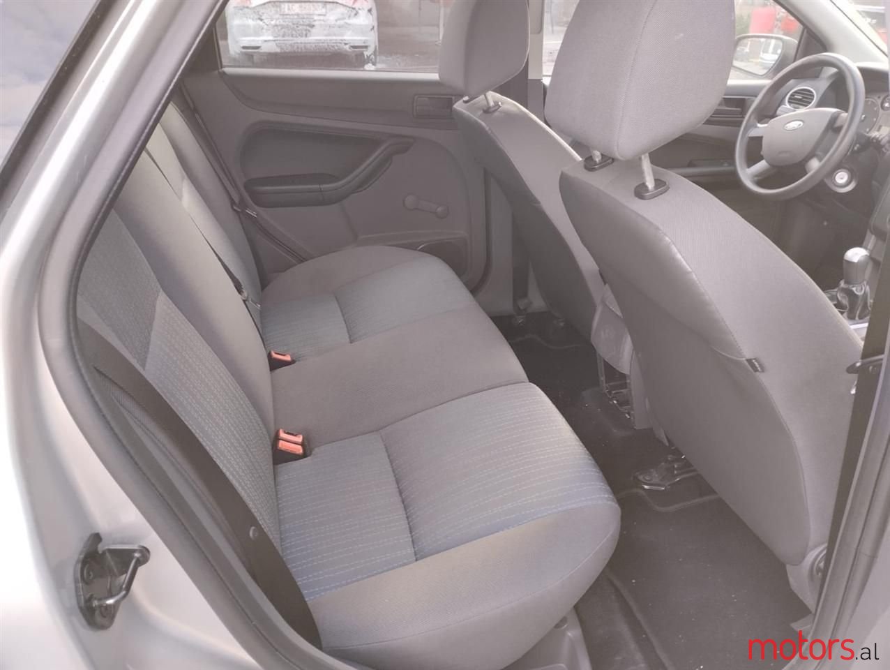 2007' Ford Focus photo #3