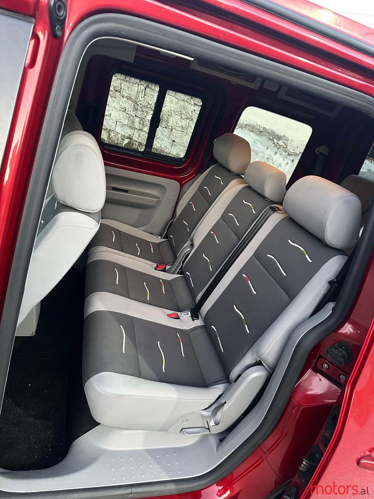 2007' Volkswagen Caddy photo #2