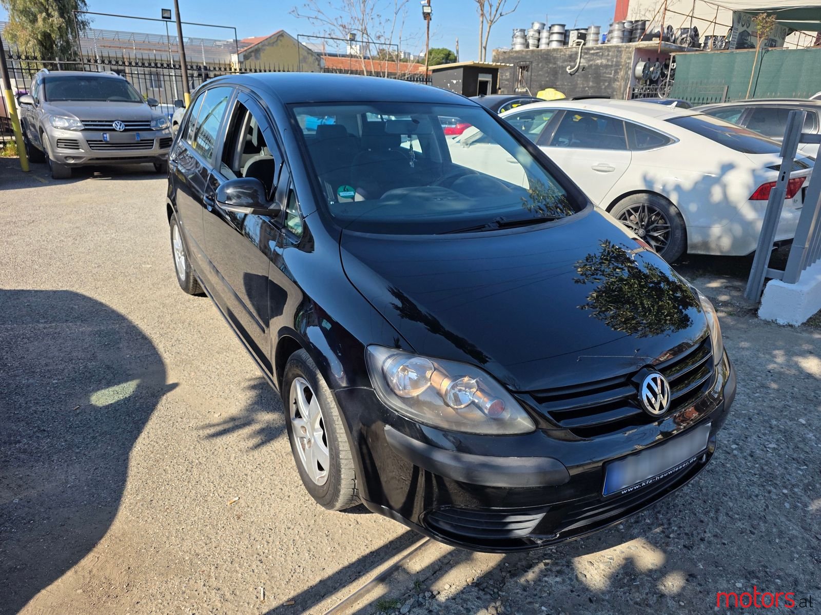 2007' Volkswagen Golf Plus photo #1