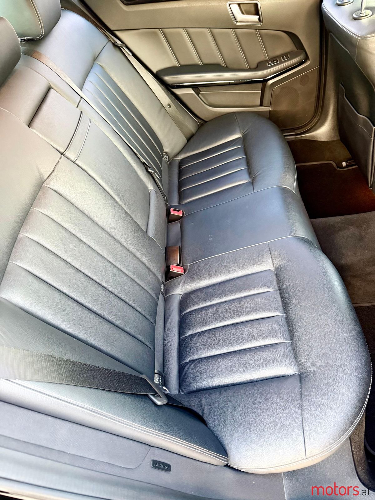 2014' Mercedes-Benz E 220 photo #6