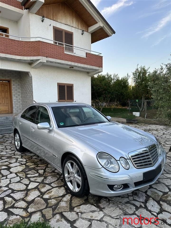 2007' Mercedes-Benz E 280 photo #1