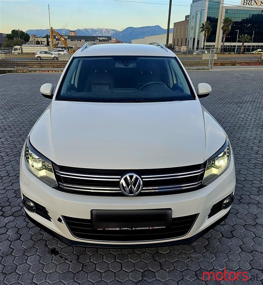 2014' Volkswagen Tiguan photo #4