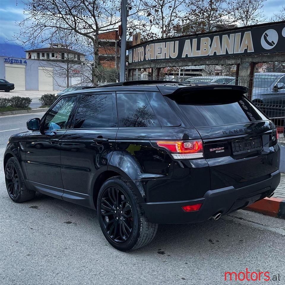 2015' Land Rover Range Rover Sport photo #2