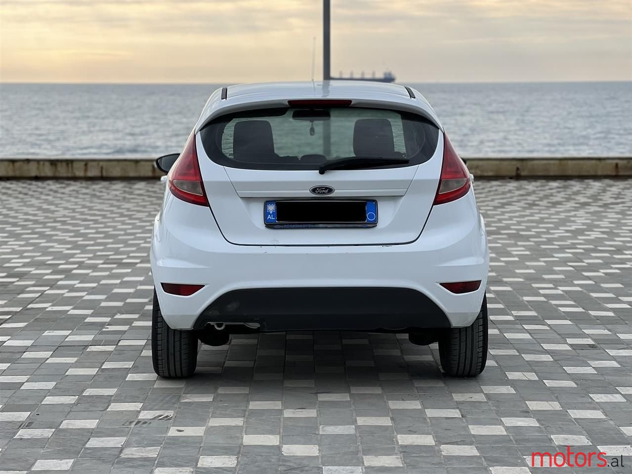 2010' Ford Fiesta photo #5