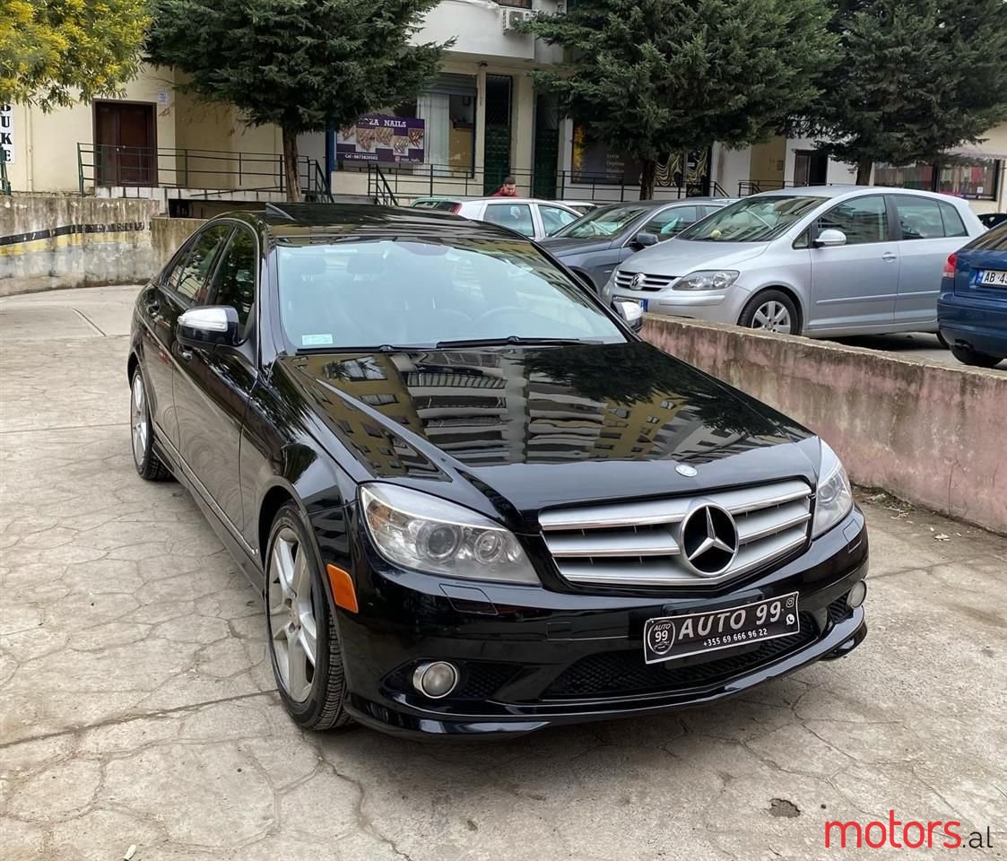 2008' Mercedes-Benz C 300 photo #3