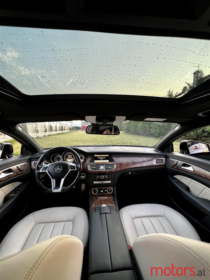 2013' Mercedes-Benz CLS 350 photo #2