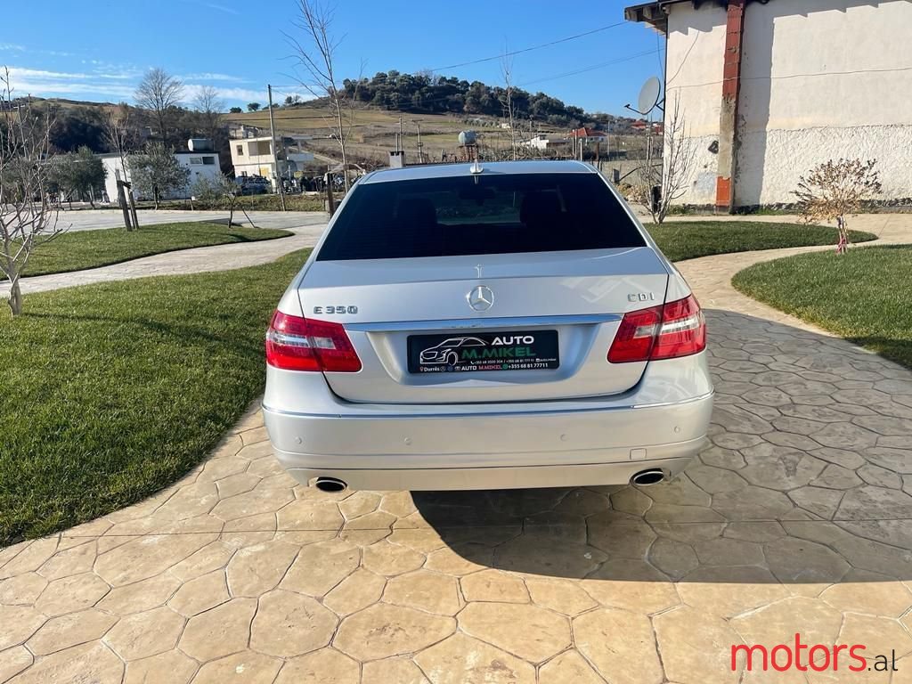 2010' Mercedes-Benz E 350 photo #3