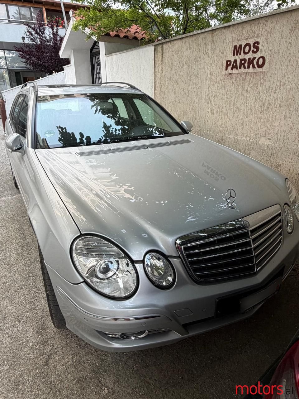 2008' Mercedes-Benz E 200 photo #2