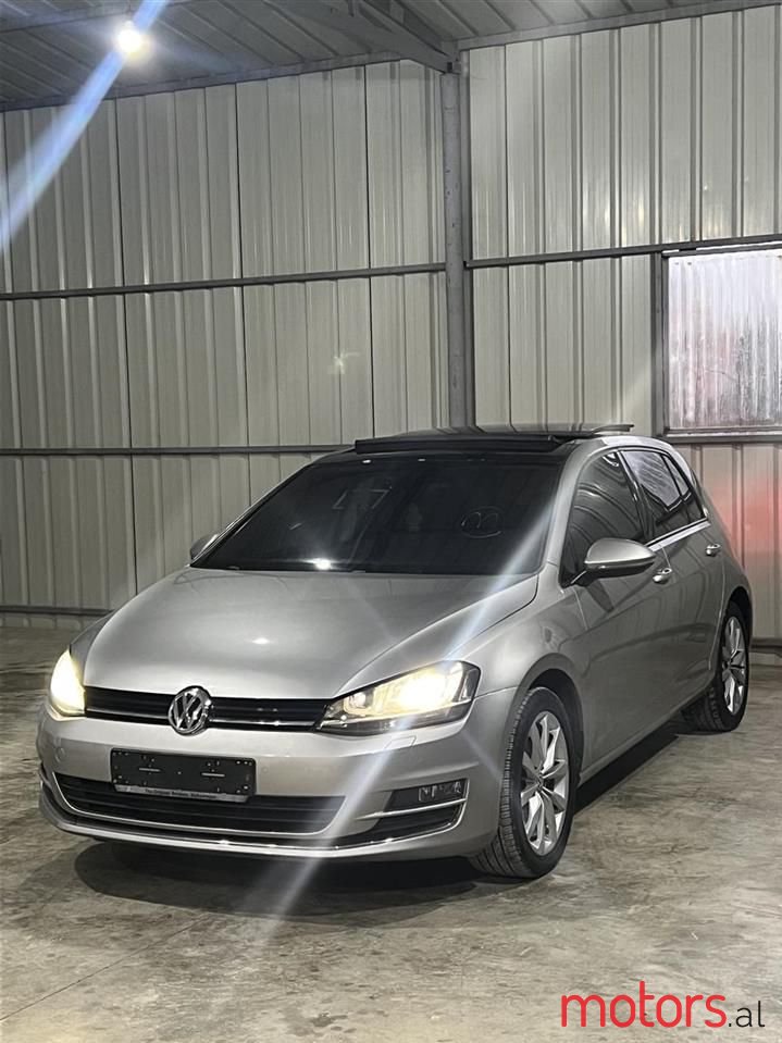 2015' Volkswagen Golf photo #6