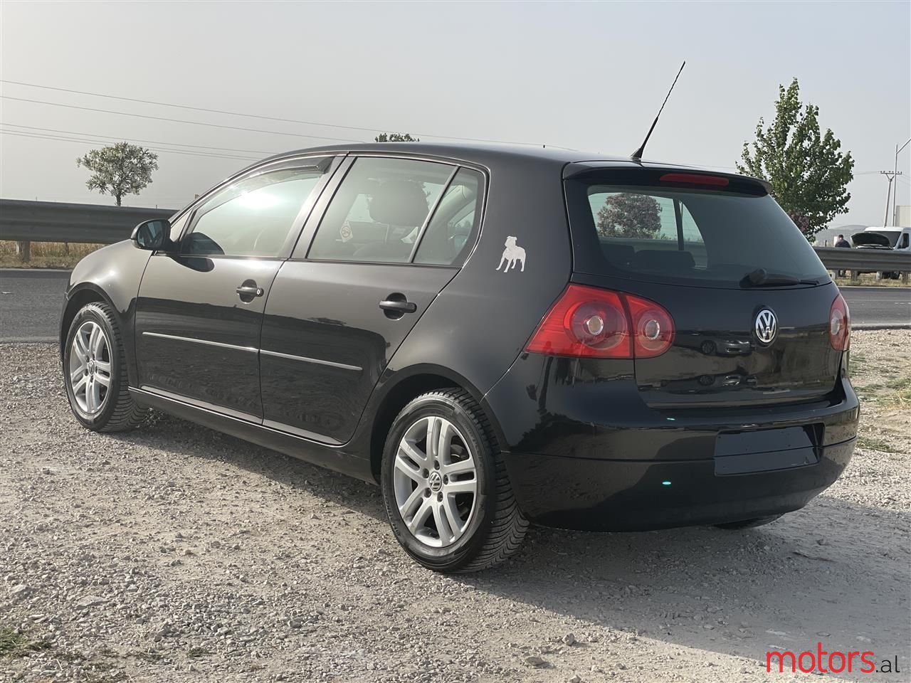 2007' Volkswagen Golf photo #2