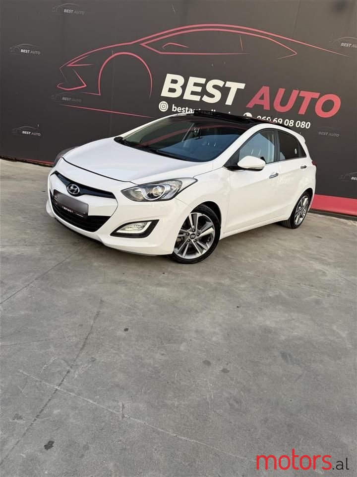 2012' Hyundai i30 photo #3