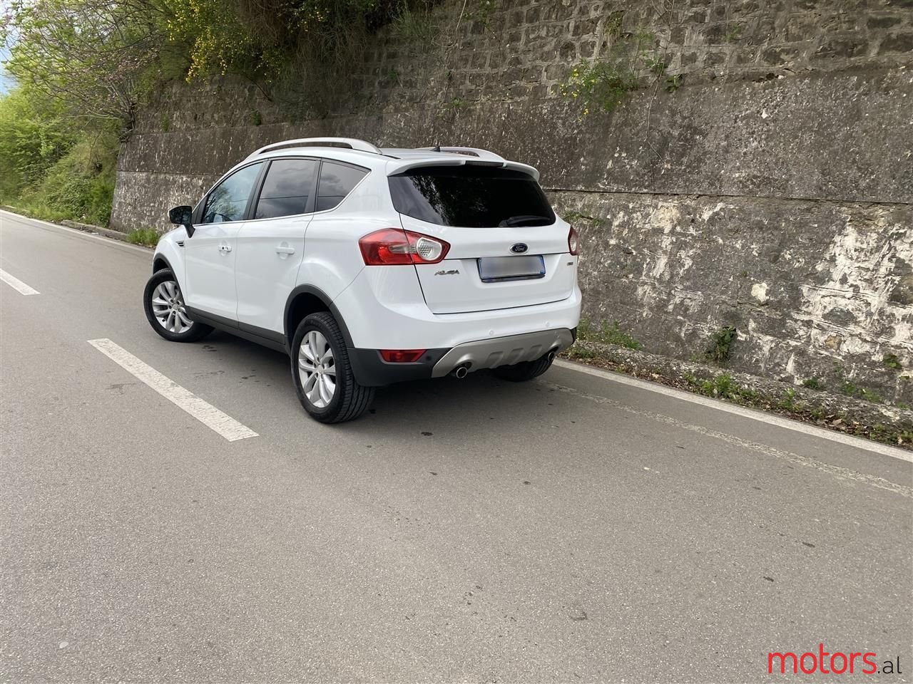 2010' Ford Kuga photo #3