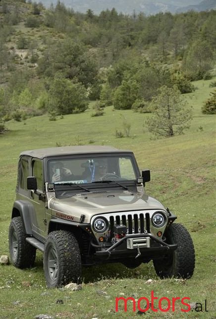 2003' Jeep Wrangler photo #2