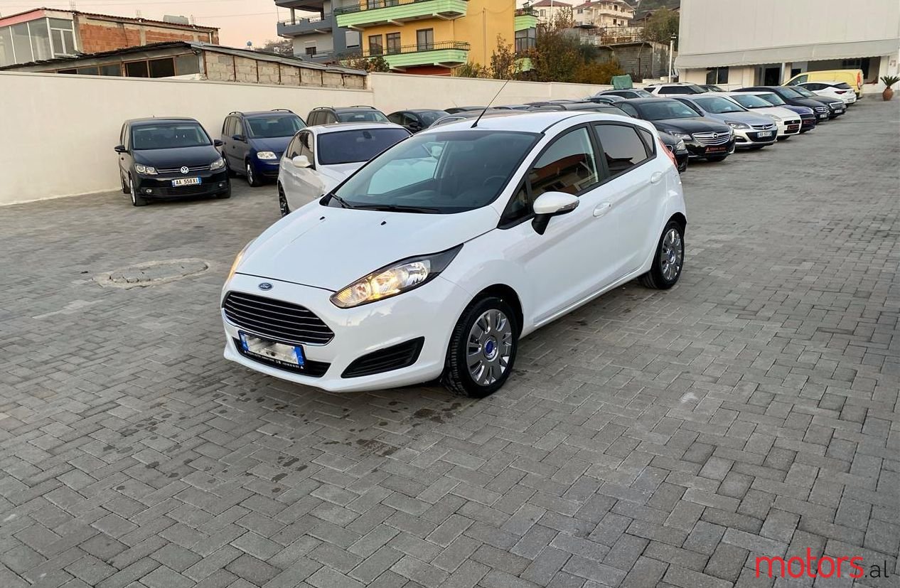 2014' Ford Fiesta photo #1