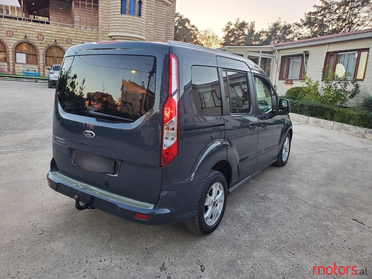 2015' Ford Tourneo photo #3