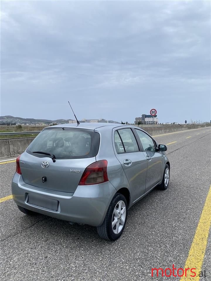 2006' Toyota Yaris photo #5