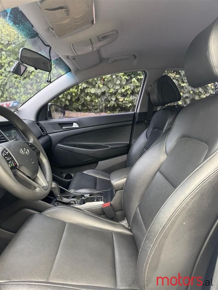 2015' Hyundai Tucson photo #3