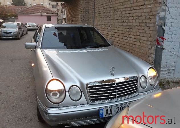 1997' Mercedes-Benz E-Class photo #1