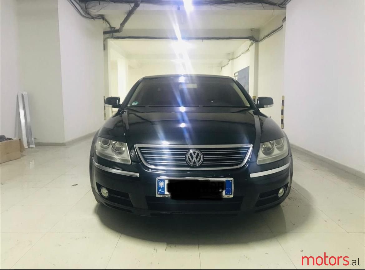 2007' Volkswagen Phaeton photo #5